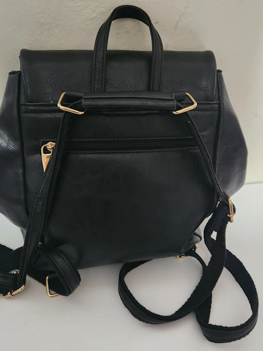 I.N.C Faux Vegan Minimalist Sleek Urban Explorer Convertible Gold Tone Backpack